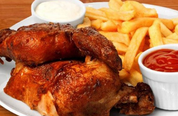 Día del pollo a la brasa mira como se prepara la receta original y disfruta en casa