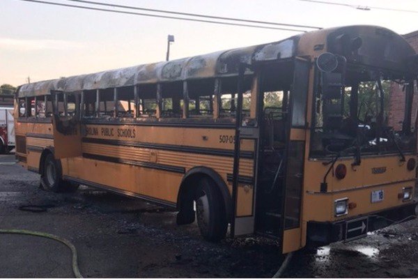 Ηρωίδα οδηγός σχολικού έσωσε 56 μαθητές από φωτιά