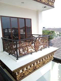 Spesialis Railing Tangga Tempa, Spesialis Balkon Tempa, Railing Tangga Besi Tempa, Tangga Tempa Mewah, Harga Railing Tangga Tempa per meter, Balkon Besi Tempa, Balkon Tempa Klasik, Balkon Tempa Mewah, Harga Balkon Besi Tempa per meter.