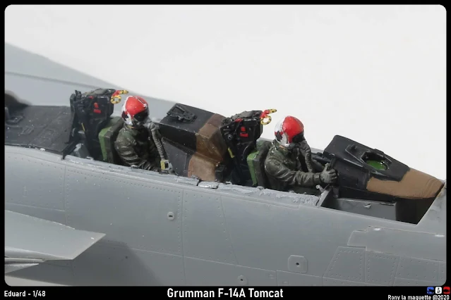 Les pilotes du F-14A Tomcat