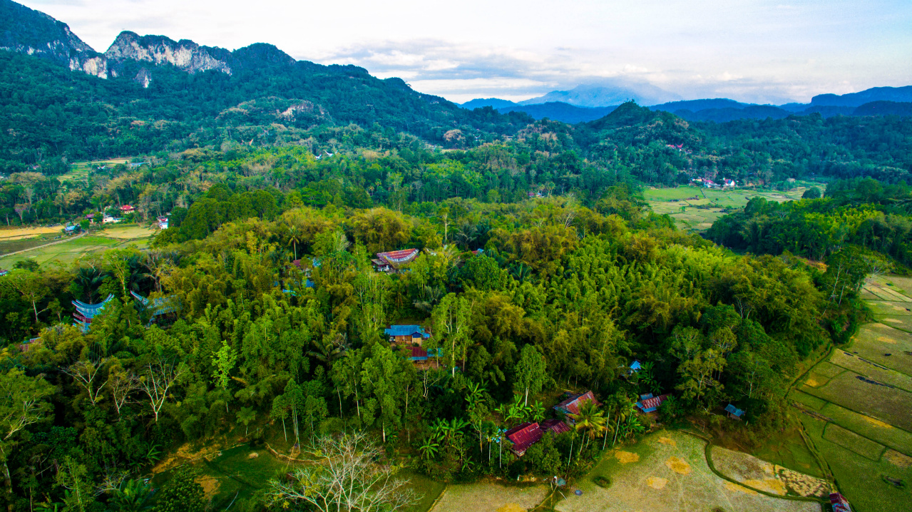 Foto Kuburan Batu Lemo - Tana Toraja