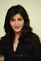 Shruti Haasan Looks Stunning trendy cool in Black relaxed Shirt and Tight Leather Pants ~ .com Exclusive Pics 088.jpg