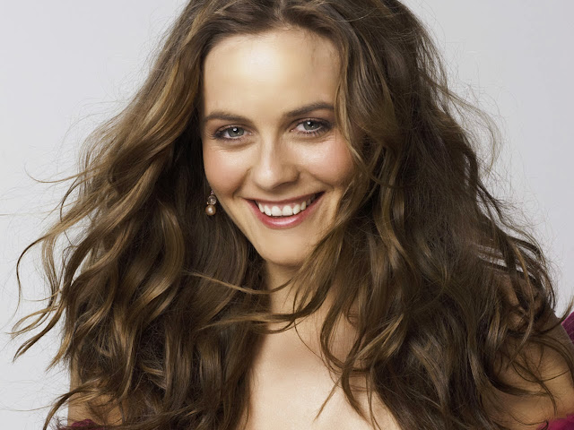 Alicia Silverstone HD Wallpaper Free