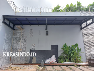 Kanopi Besi atap Sollartuf dan Tutup Sanyo terpasang di Cilandak Jakarta