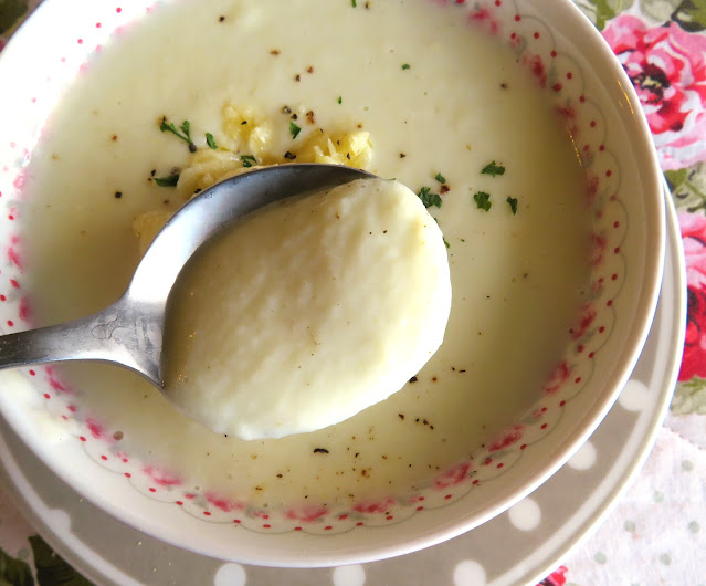 Cauliflower Cheese Soup