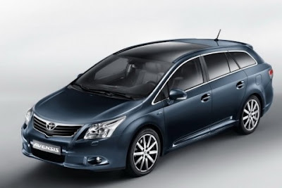 Toyota New Avensis 2012