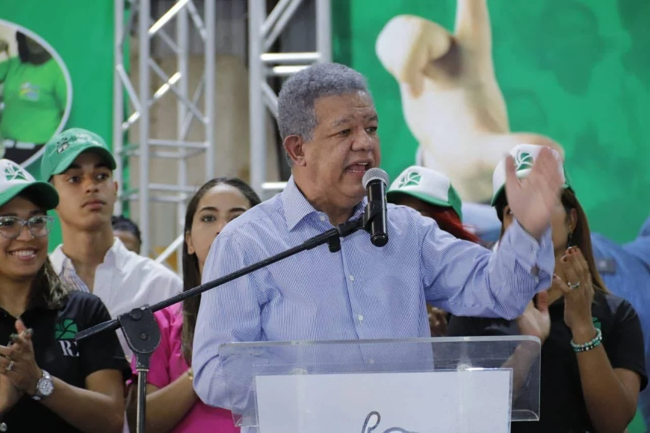 Leonel Fernandez, presidente de Fuerza del Pueblo