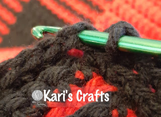 Single crochet into the chain in the corners