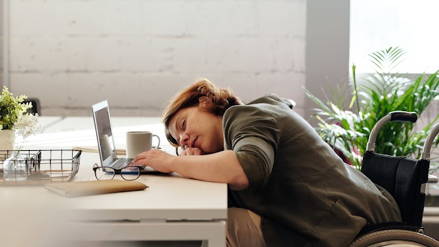 The Science of Sleep: How Technology Can Help or Harm Our Rest