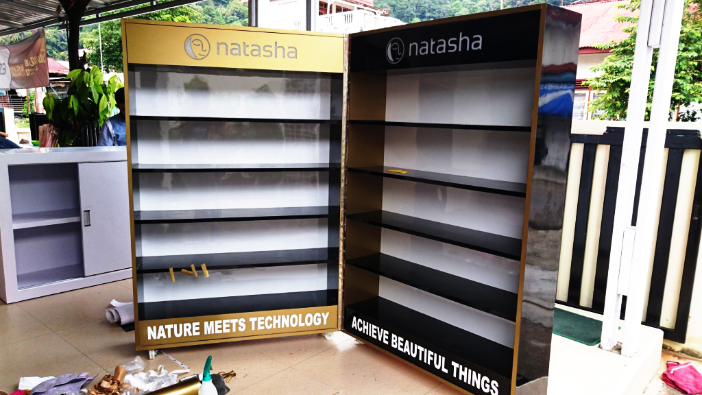  Rak Booth Display Showcase Natasha Padang A3 Karya Mandiri