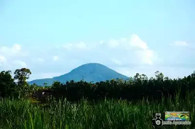 Morro do Votupoca, um antigo vulcão?