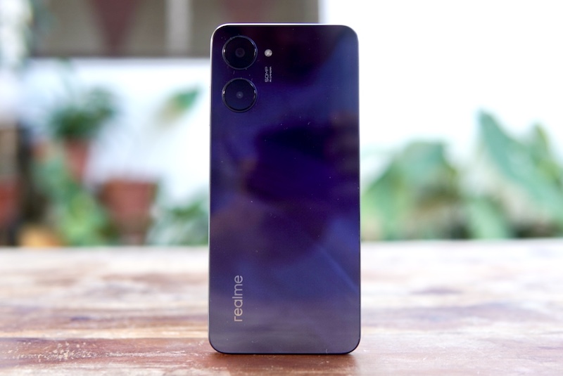 realme 10 Unboxing, Initial Impressions