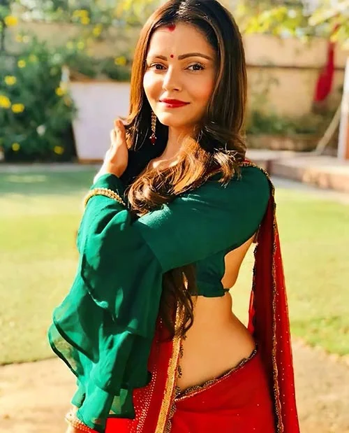 Rubina Dilaik saree hot photos