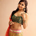  Aishwarya Devan hot Navel showing photos