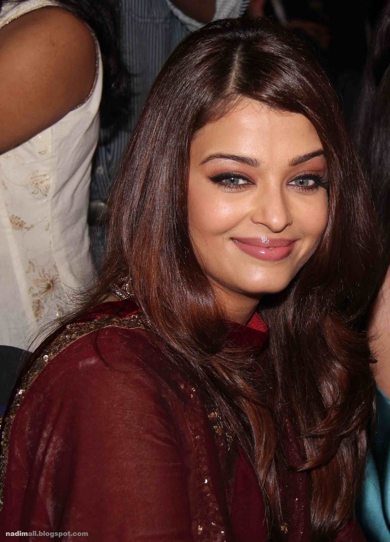 Aishwarya Rai Hot 2010