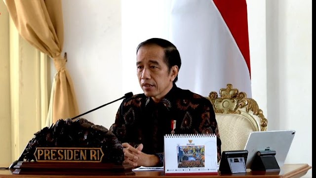 Jokowi Teken UU Ciptaker 1.187 Halaman, Nomor 11 Tahun 2020