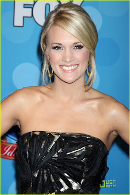 Carrie Underwood Hot Photo