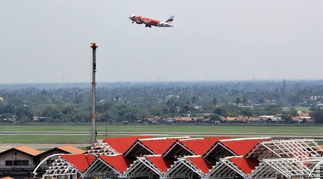 AirAsia Mengisi Terminal 3 Bandara Soetta