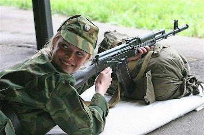 Girls in Russian army 