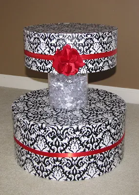 DIY Cupcake Stand done with Boxes. 