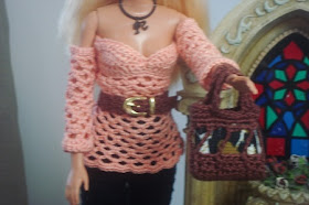 Cinto e bolsa de crochê  acessórios para Barbie criados por Pecunia MM