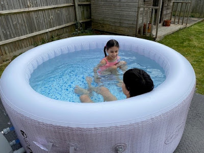 Lay-Z-Spa Inflatable hot tub in the garden