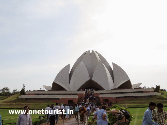  lotus temple , lotus temple image , lotus temple pictures , lotus temple story , lotus temple history in hindi , l