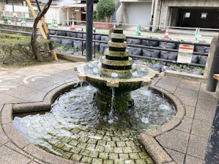 松尾芭蕉　奥の細道むすびの地　噴水