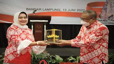 Riana Sari Arinal Dilantik Sebagai Ketua SOIna Provinsi Lampung Masa Bakti 2022-2026