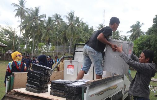 Logistik Pilgub Didistribusikan Ke PPS, Di Kecamatan Pasimasunggu