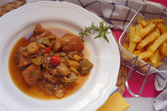 Pan-fried Pork with Leek (Prasotigania)