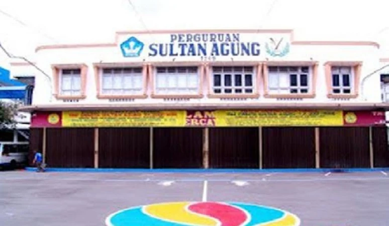 PENERIMAAN MAHASISWA BARU (STIE SULTAN AGUNG) SEKOLAH TINGGI ILMU EKONOMI SULTAN AGUNG