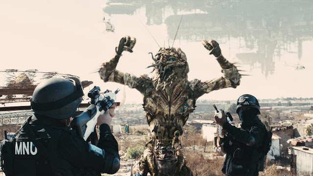 District 9 1080p Blu-Ray Free Download Eng/Urdu/Hindi