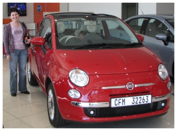 Fiat 500cc. Danelle saw a Fiat 500 Cabriolet and she had to have one .