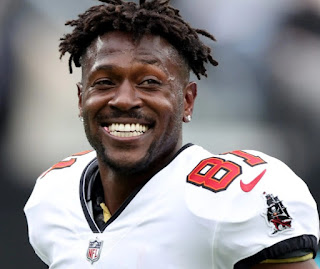Picture of American football wide receiver, Antonio Brown