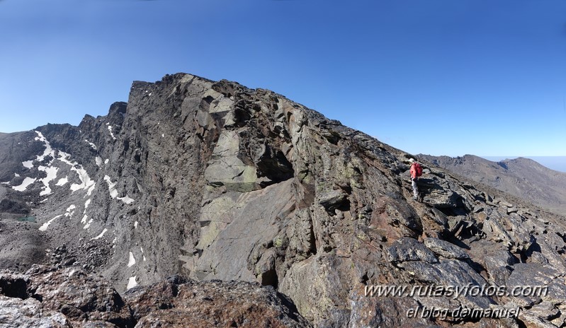 Pico Veleta por los Tajos - Lagunillo Misterioso - Chorreras del Molinillo