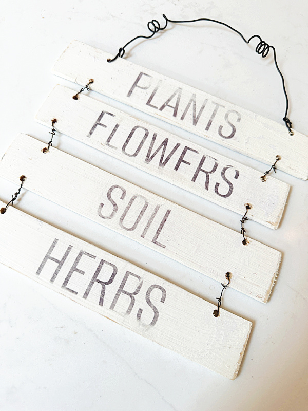 four piece garden sign with wire connectors