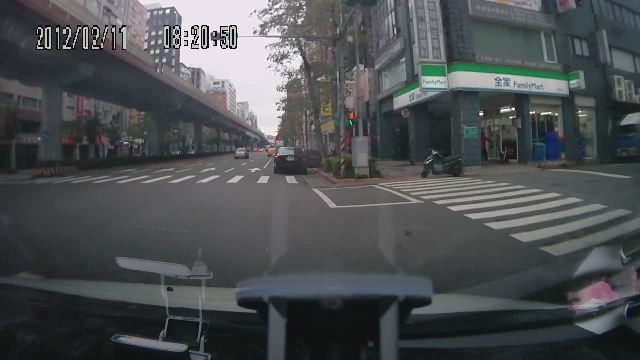 03_61] AMBA0586.MOV_20120211_163757