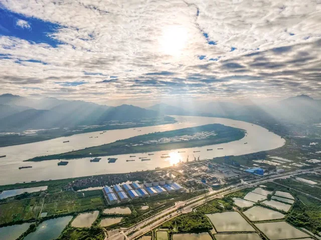 Zhaoqing city has opened 5 new model business routes, and its business growth rate is at the forefront of the province