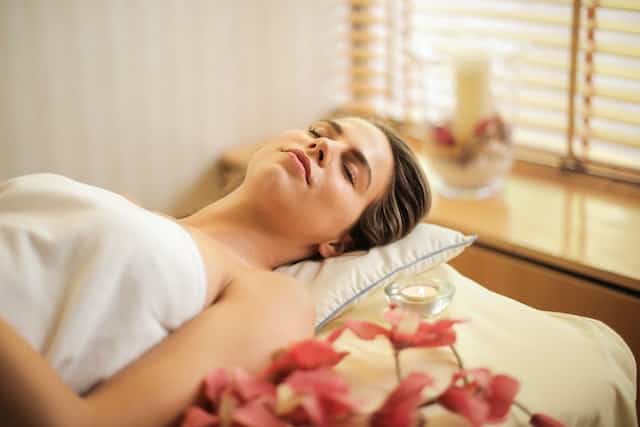 Relax Through Aromatherapy Baths