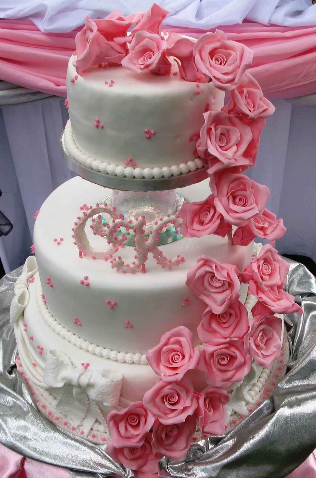 beautiful wedding cake Three - Tier Wedding Cake & Roses