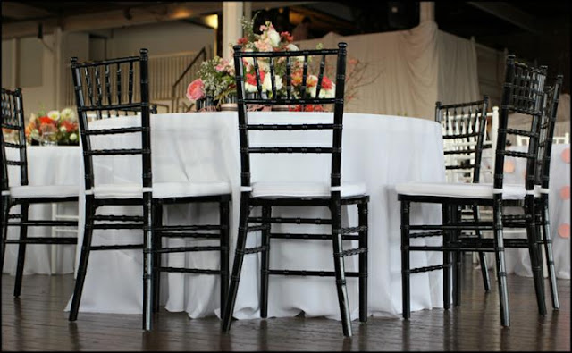 chiavari chairs Larry