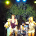 [Ελλάδα]Video!!!… Η σπαρταριστή συναυλία του Τόνι Σφήνου σε τρακτέρ