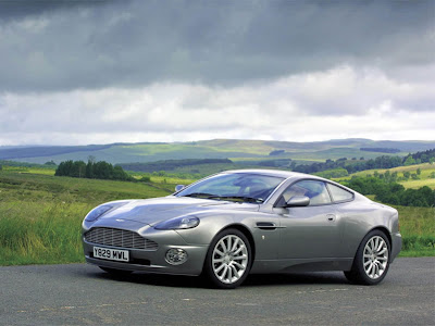 Aston Martin Vanquish Silver