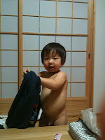 An-chan with his tummy!