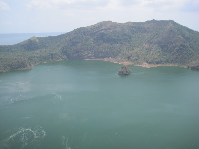 Taal volcano タール山