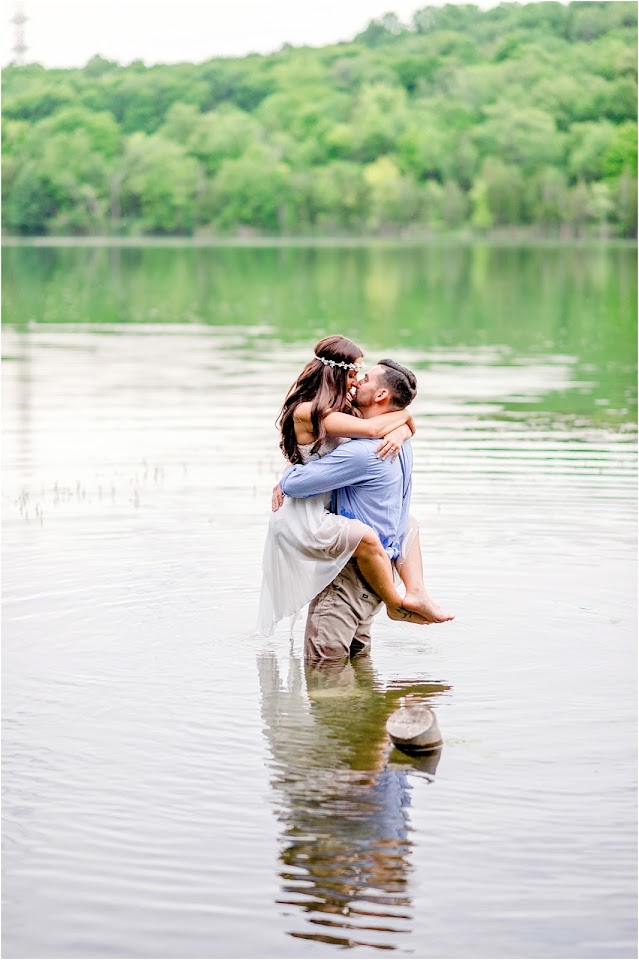 Beautiful rustic NJ engagement session