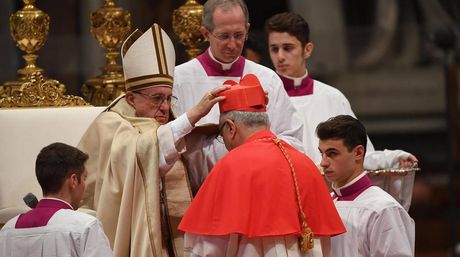 Baltazar Porras fue creado cardenal por el papa Francisco