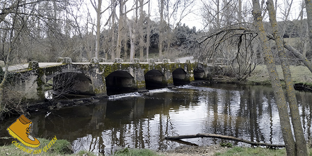 Puente del Camino de las minas sobre el río Moros