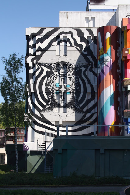 Graffiti gebouw De Hopman, Zoetermeer, foto Robert van der Kroft
